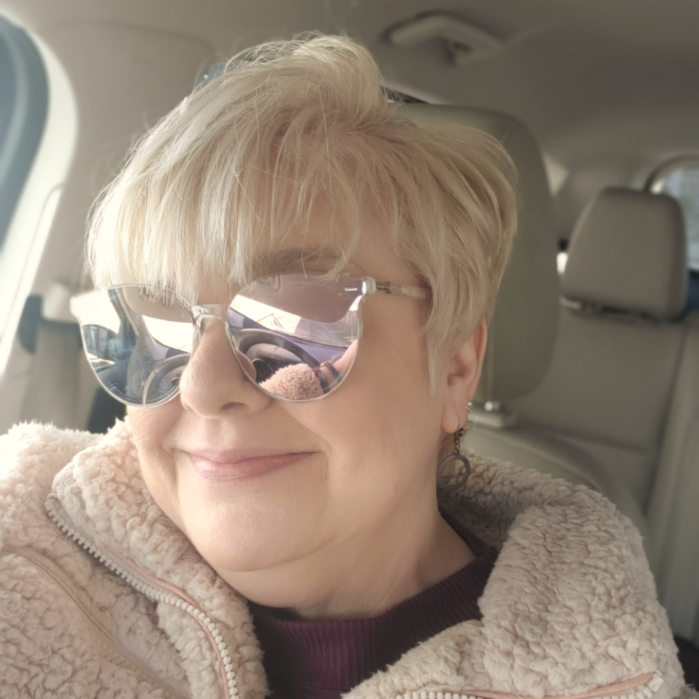 Meet your Posher, Sara